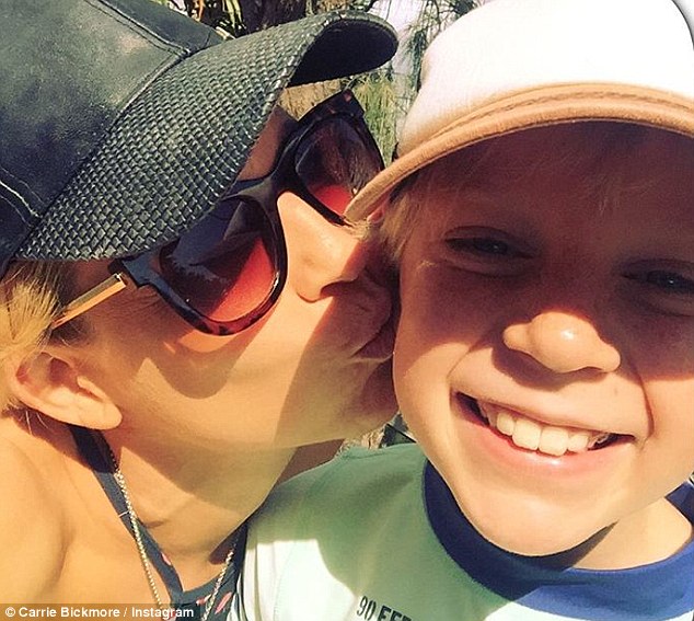 Go Ask Mum When Would you Stop Showering with Your Kids? Carrie
