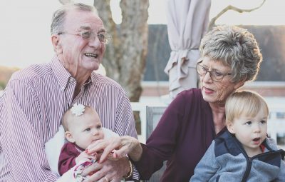 Study Confirms Grandparents Who Babysit, Live Longer